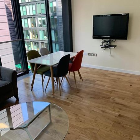 Quartermile 1 Bedroom Apartment - With Free Parking Included Edinburgh Luaran gambar